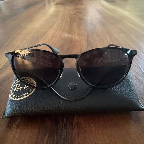Authentic polarized Ray-Bans Erika RB 3539 in black metal finish - Picture 1 of 4